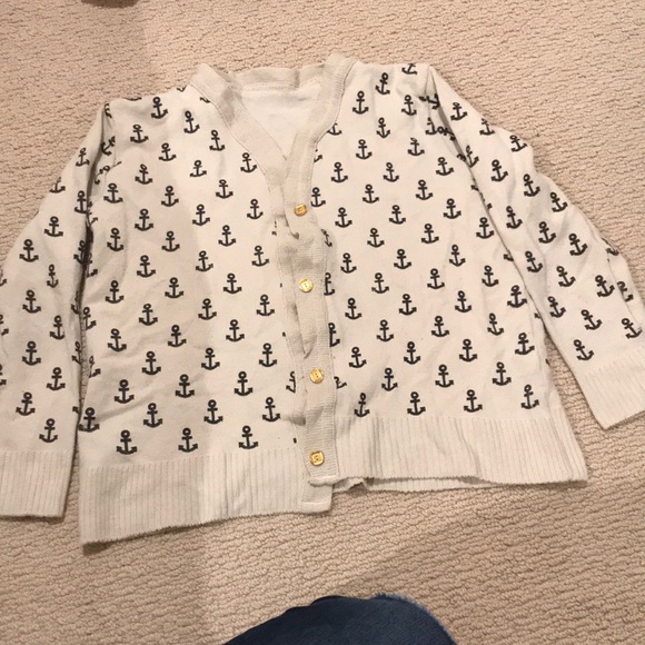 Sweater - Picture 1 of 1